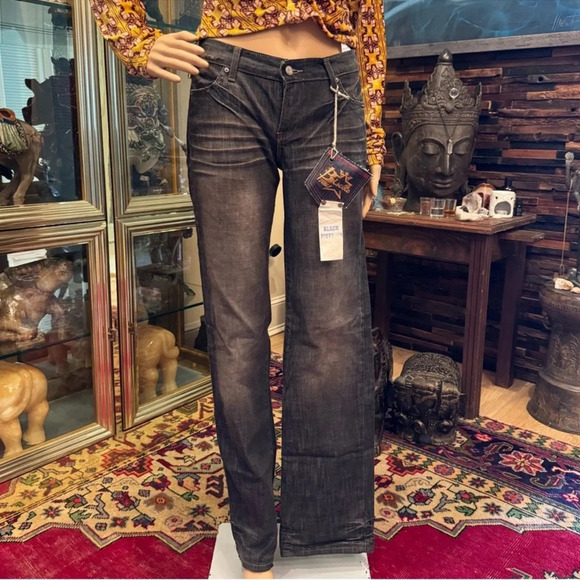 Biscote Jeans Denim - Biscote Women's Straight Leg Jeans (Model #PNT039336)